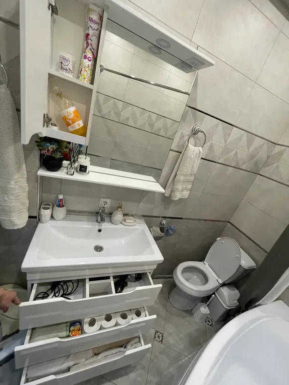 Уютная светлая квартира в новостройках в центре города