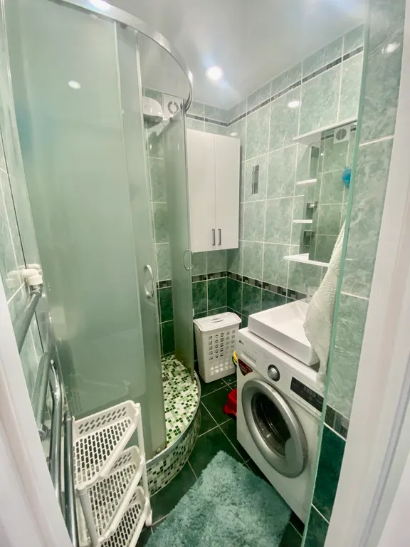 Уютная, светлая двухкомнатная квартира рядом с парком Поддубного