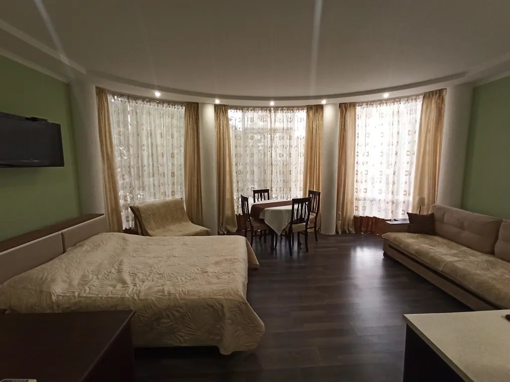 Квартира Комфортные апартаменты-студия 4+ — аренда посуточно в Ольгинка