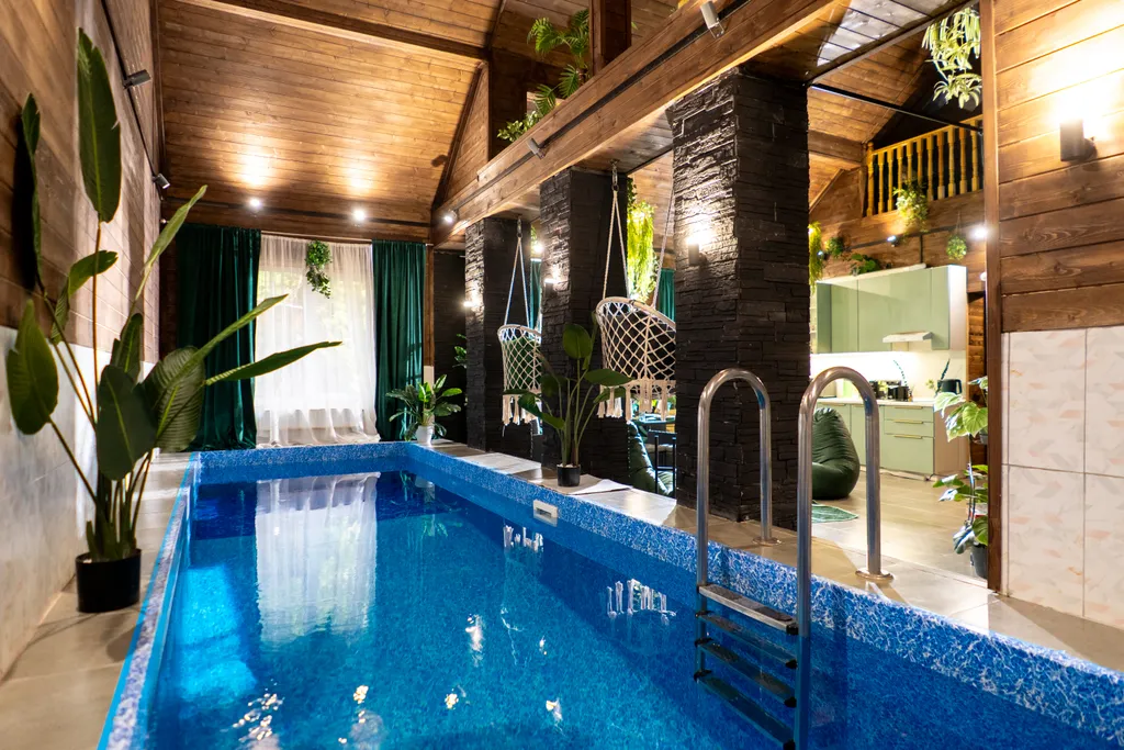 Коттедж Уютный дом с бассейном в лесу — Софрино