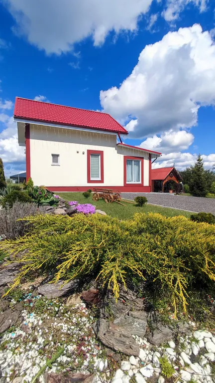 Агроусадьба с баней, на реке Птичь под Минском, с прудом