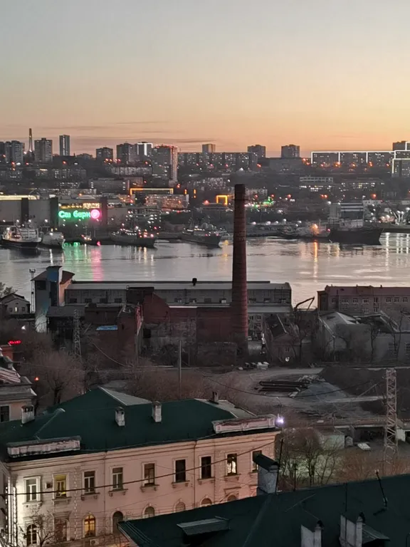 Квартира Квартира Стильная и уютная студия с панорамным видом на город — Владивосток