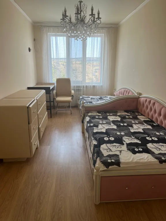 4-комнатная Квартира