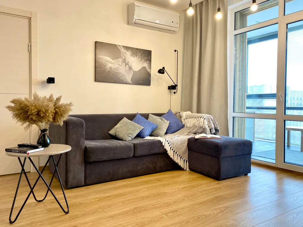 Трёхкомнатная семейная квартира с детской комнатой