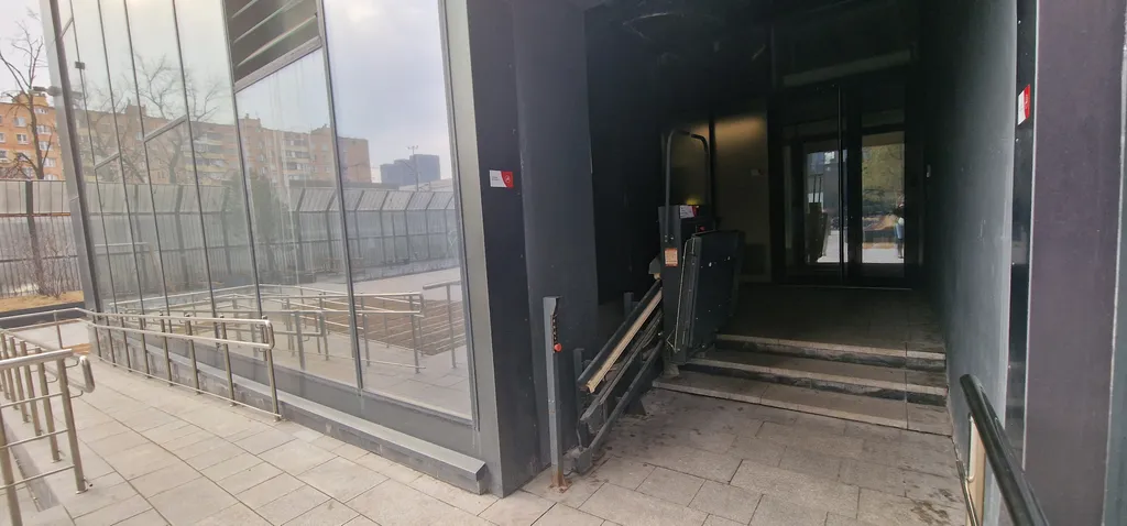 Квартира 3-комнатная Квартира — Москва