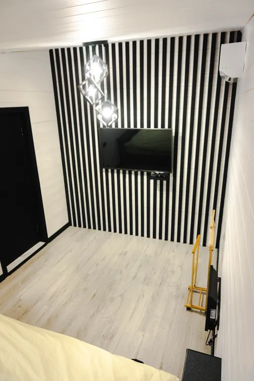 Атмосферный дом с чаном