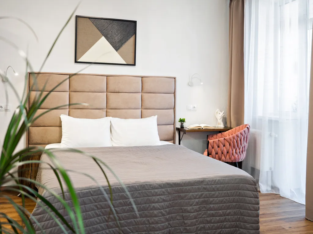 Место в подземном паркинге Центр Екатеринбурга Красивый вид.