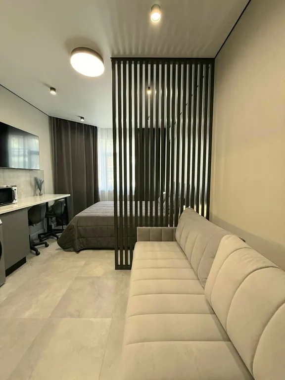 Уютная студия с хорошим наполнением в Курортном городке