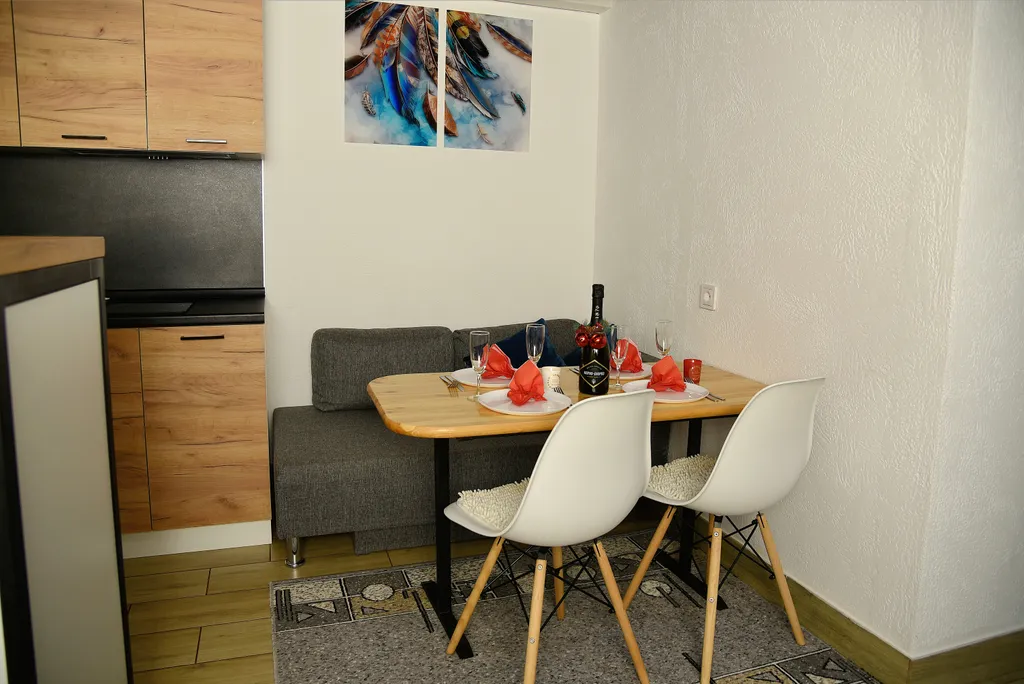 Комфортный двухуровневый апартамент в элитном комплексе Колизей