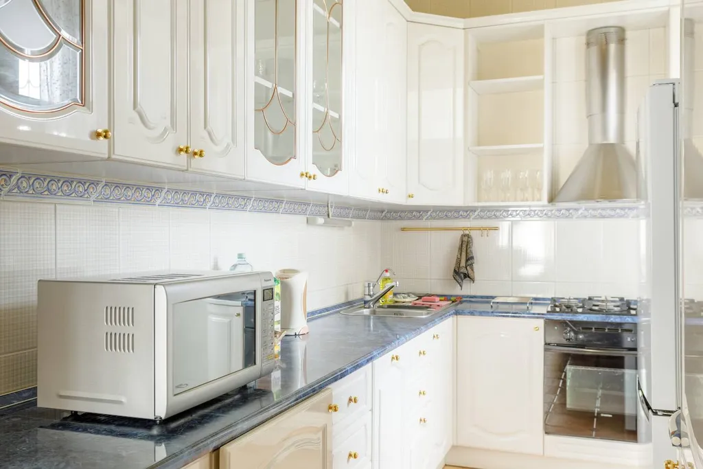 Квартира Уютная большая квартира около патриарших прудов — Москва