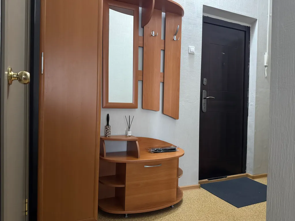 Квартира рядом с СШ Атлант в районе окружной больницы