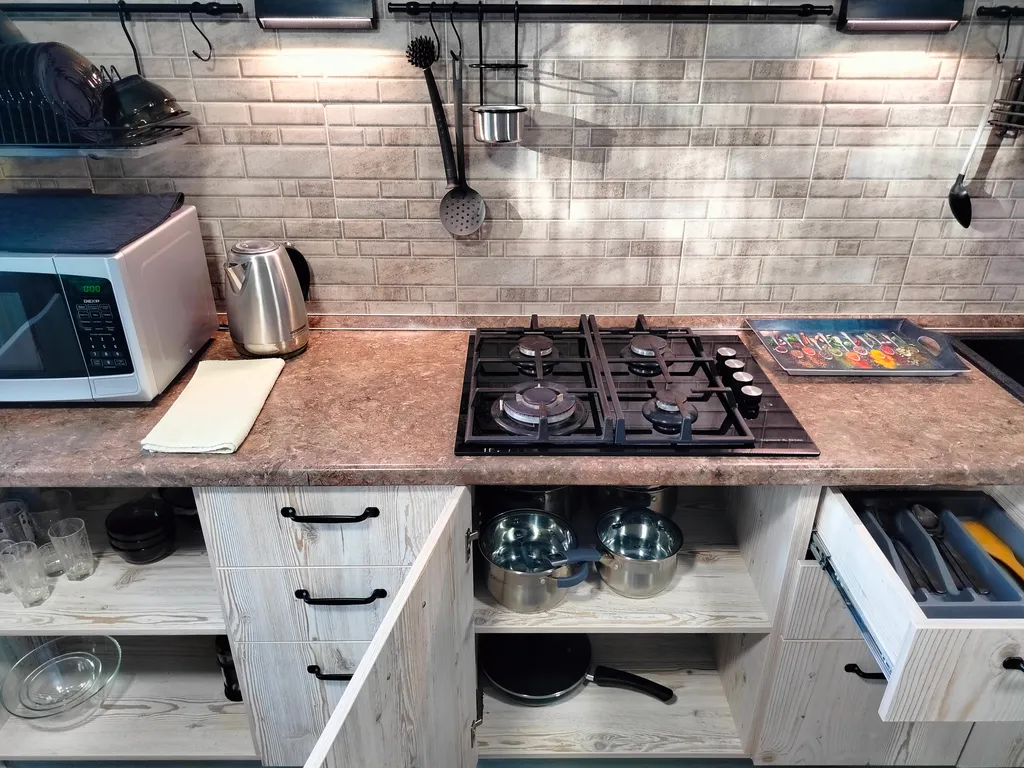 Большой дом с 5 изолированными комнатами в центре