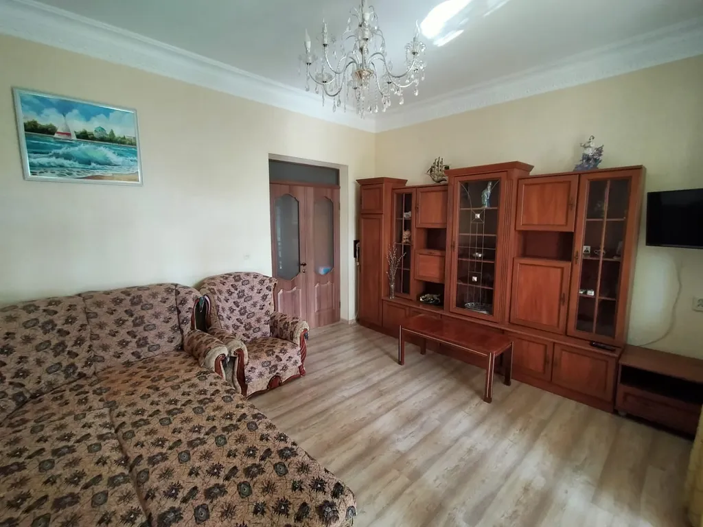 Уютная квартира в центре города — аренда посуточно в Евпатория