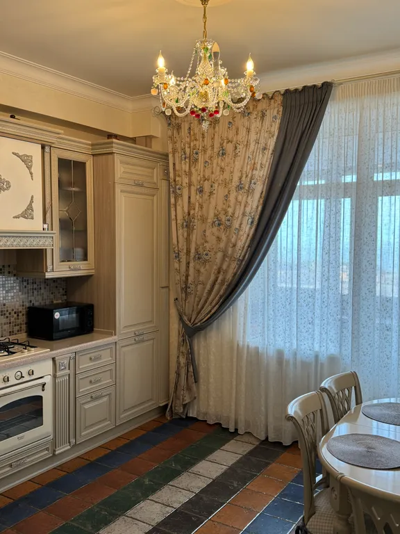 Квартира у моря первая, береговая линия с видом на море