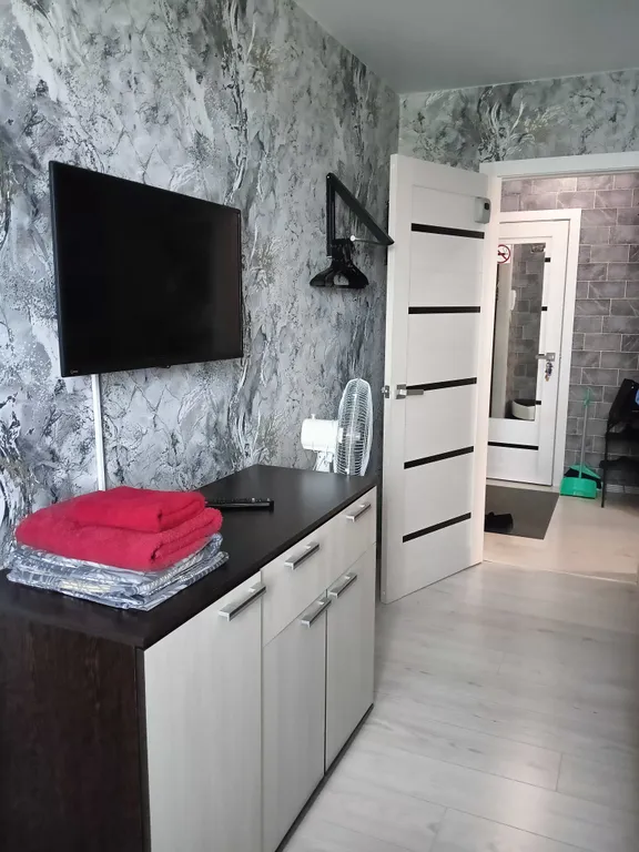 Двухкомнатная квартира рядом с вокзалом, аэропортом