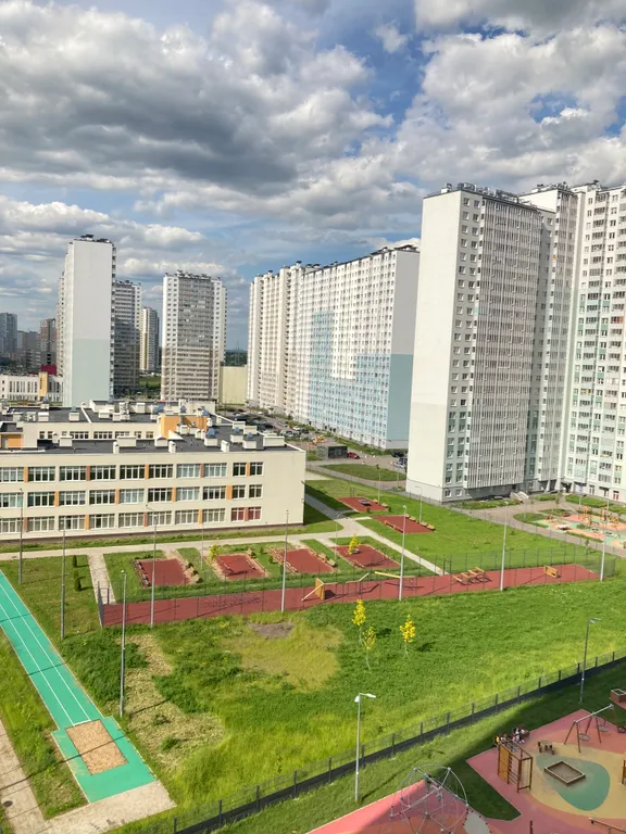 Квартира Уютная квартира с видом на восход солнца — Санкт-Петербург