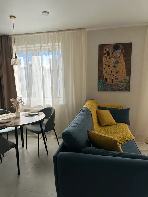 Уютная новая квартира возле вокзала и центра города