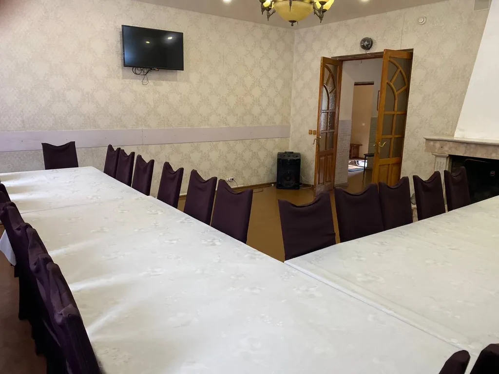 Коттедж с сауной и бассейном