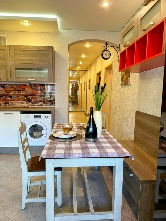 2-комнатная люкс на Энтузиастов