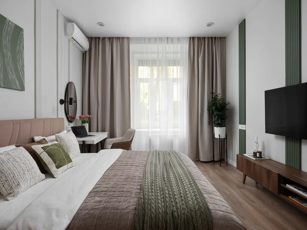 Просторная квартира у Патриарших с проектором