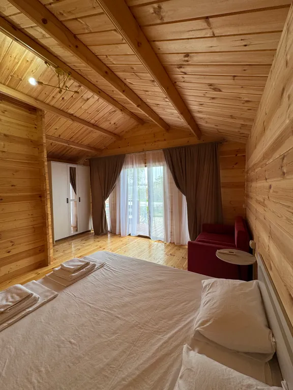 Коттедж Эко-домик Акация со всеми удобствами, на благоустроенной территории — Сухум