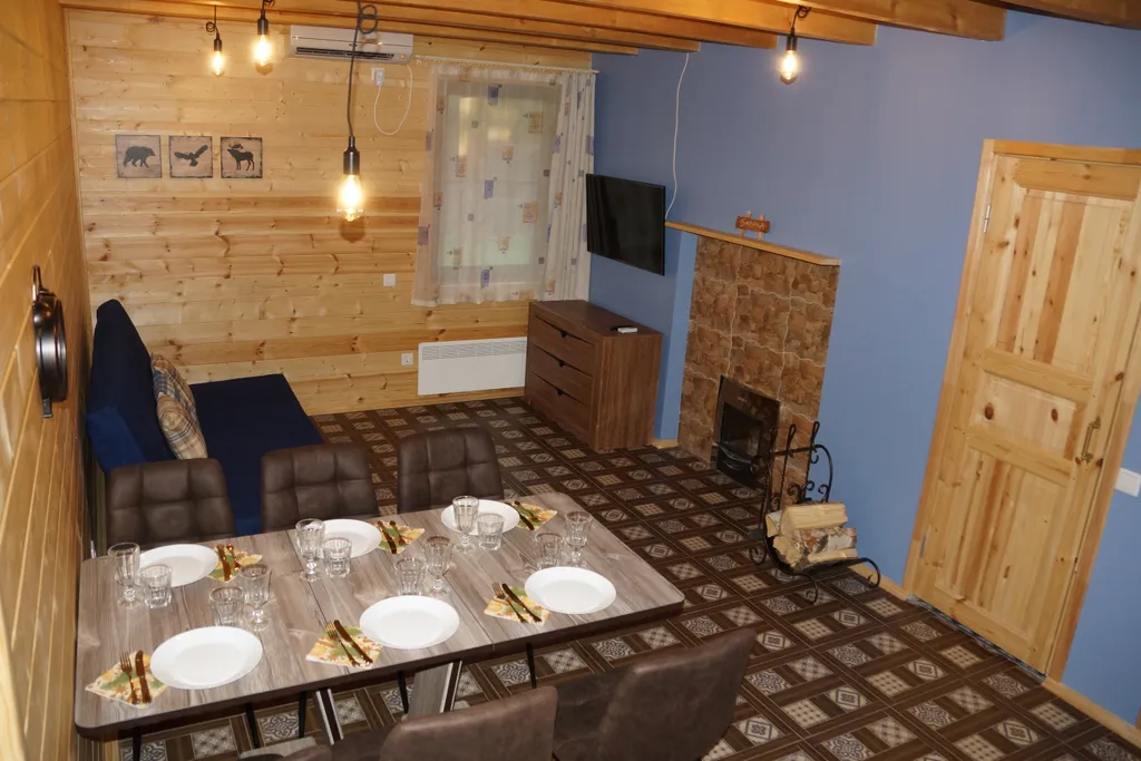 Коттедж Дом с камином, баней-сауной на дровах и купелью — Светлое