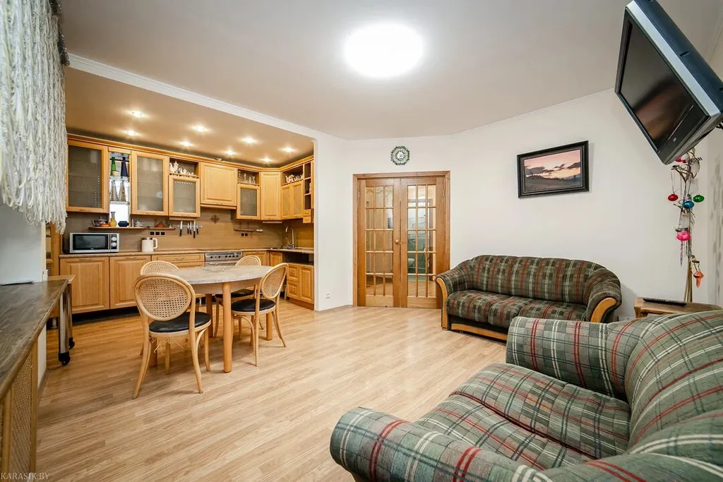 Пятикомнатные апартаменты Ladgorna в тихом центре