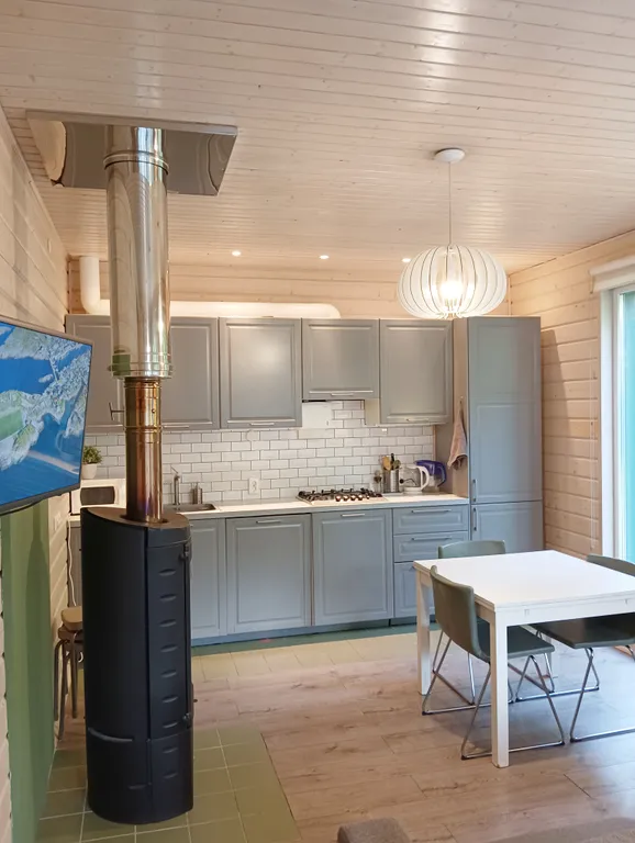 Дом в сосновом лесу у Финского залива