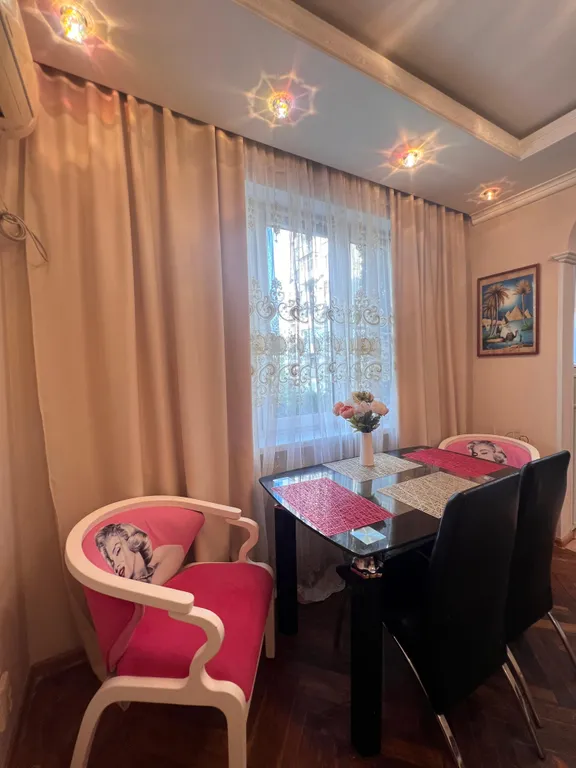 Квартира Уютная квартира в центре города с живописным видом, на море и горы — Гагра