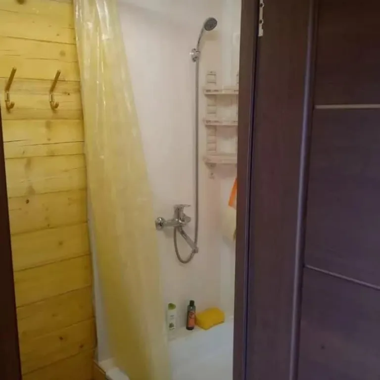 Уютный благоустроенный 3-местный дом с видом на горы