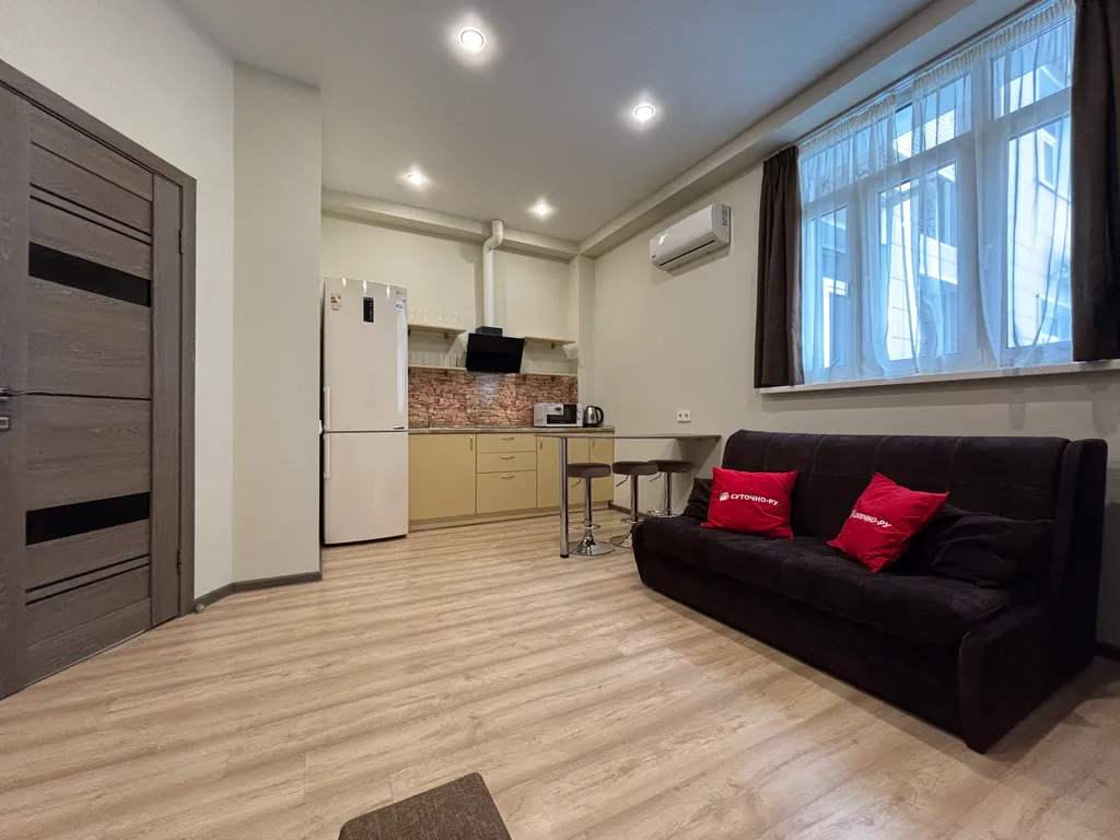 Квартира ЖК Посейдон, студия на первой линии у моря — аренда посуточно в Сочи