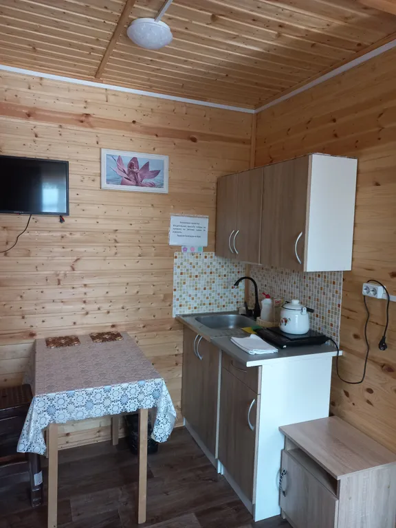 Двухэтажный дом на 5 человек