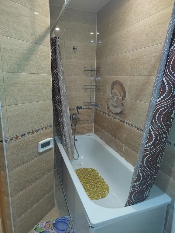 Коттедж Деревянный домик в лесной чаще рядом с морем — Геленджик