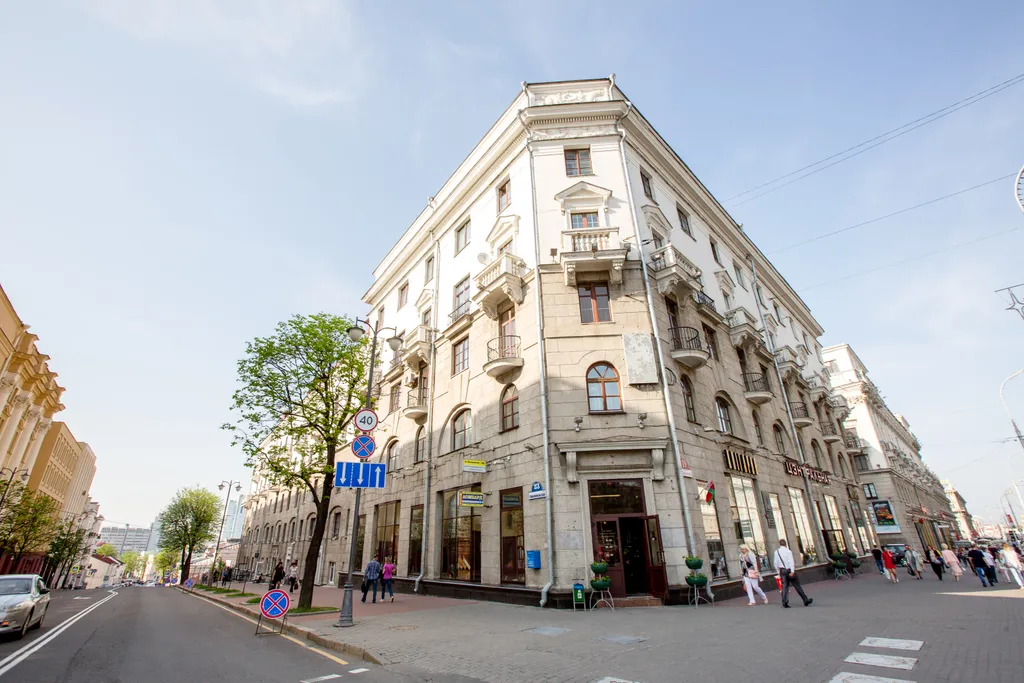 Квартира 4-комнатная Квартира — Минск