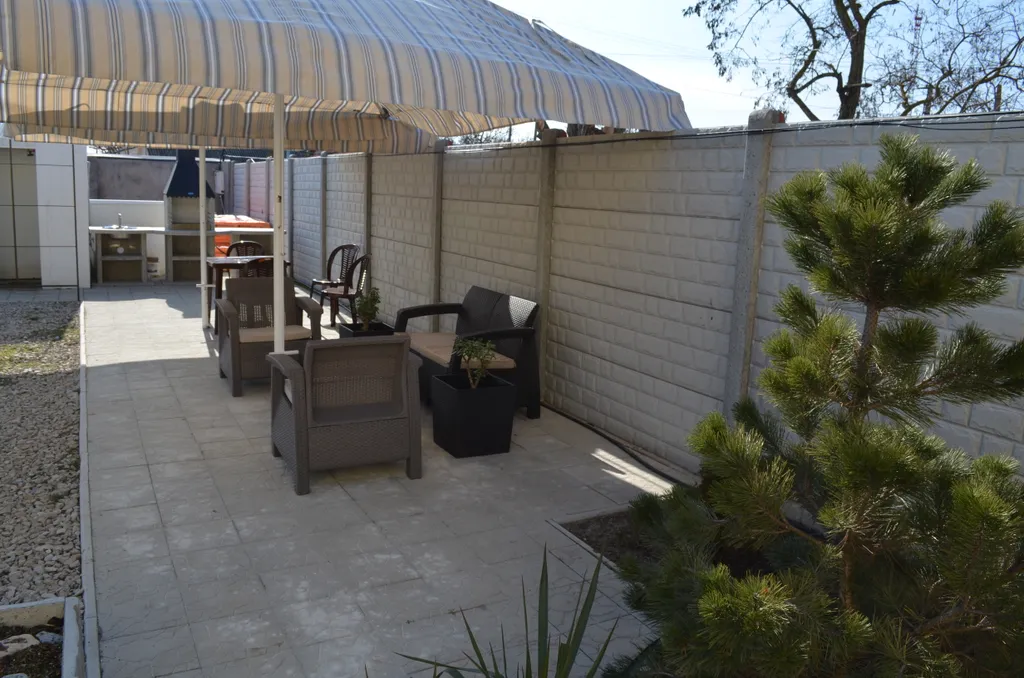 Комната с видом на море со всеми удобствами и отдельным входом