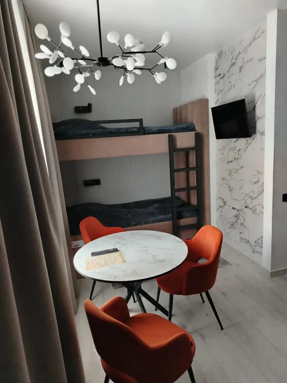 Квартира Комфорт, двухъярусная кровать + диван — аренда посуточно в Мариинск