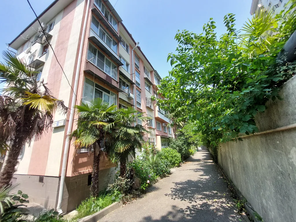 Уютная квартира в Хосте, микрорайон Звёздочка, околоТовары из Германии