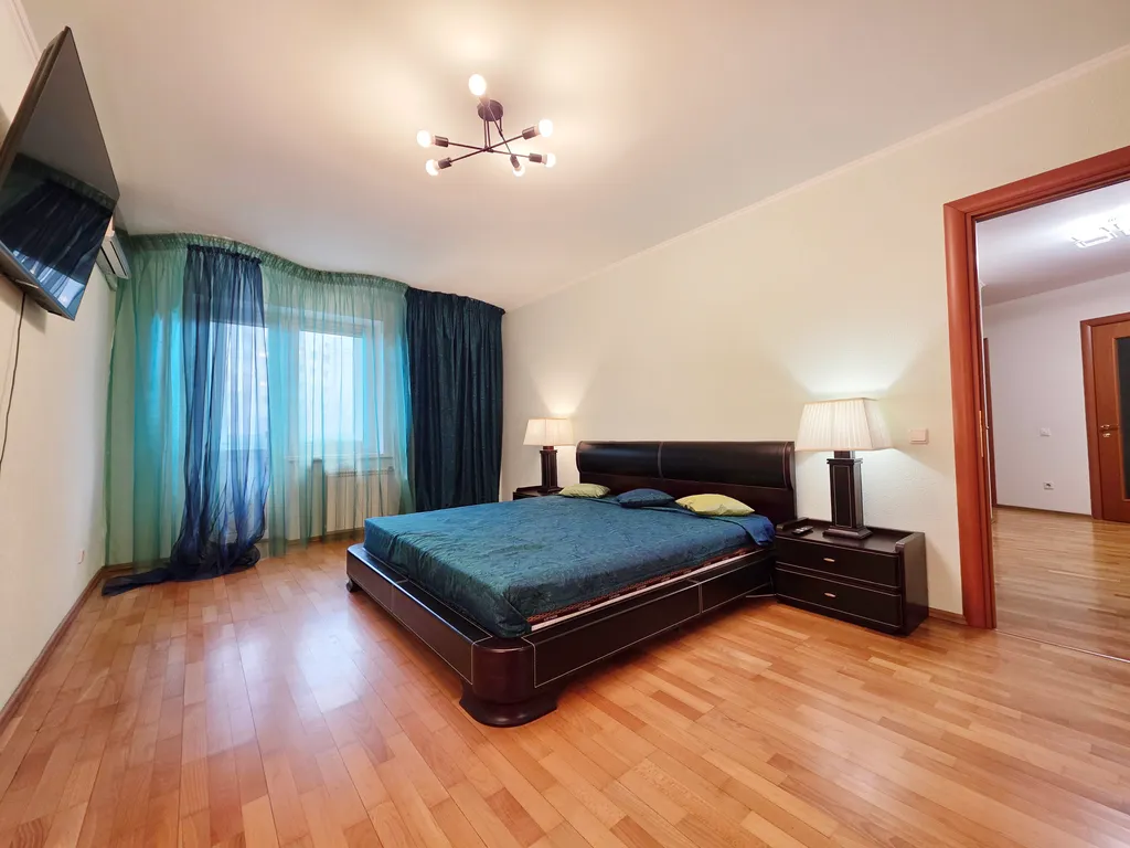 Большая, классная 2-х комнатная квартира