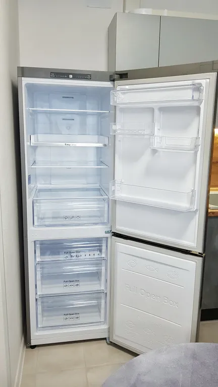 Современная квартира рядом с МРНЦ РАМН и ЦИПК