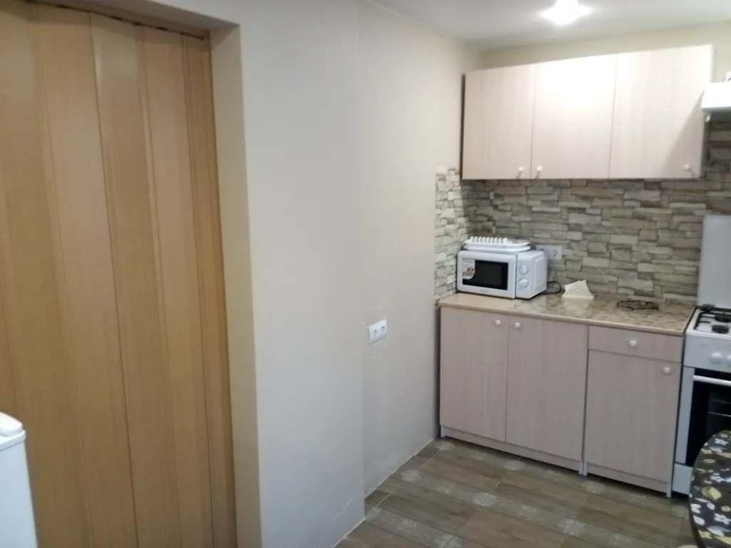 Коттедж Дом в цветущем саду — Темрюк