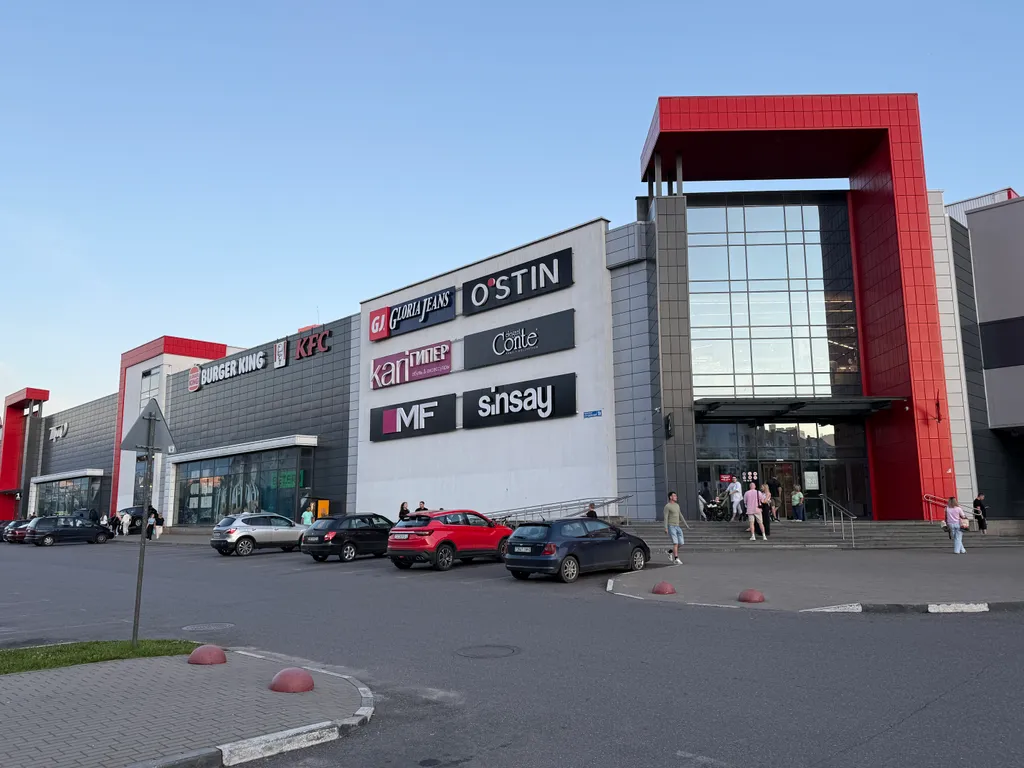 Центр, парковка, лифт, тёплый дом, ТЦ Трио, Лямус