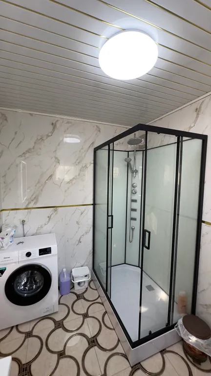 Второй этаж в доме в центре города, все в шаговой доступности