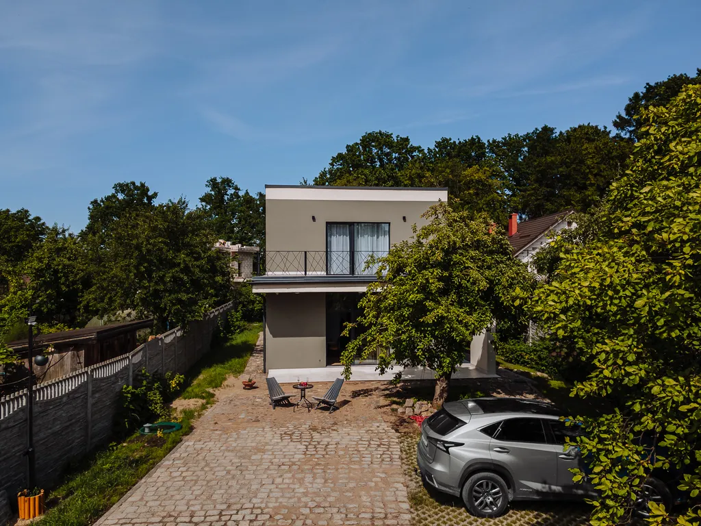 Дом с террасой у озёр в Центральном районе