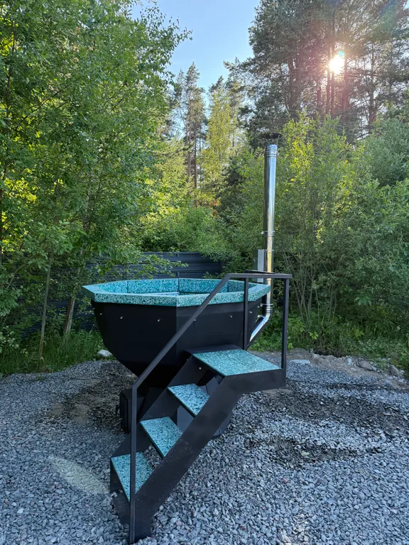 Коттедж Уютный просторный дом у лесного озера — Ларионово