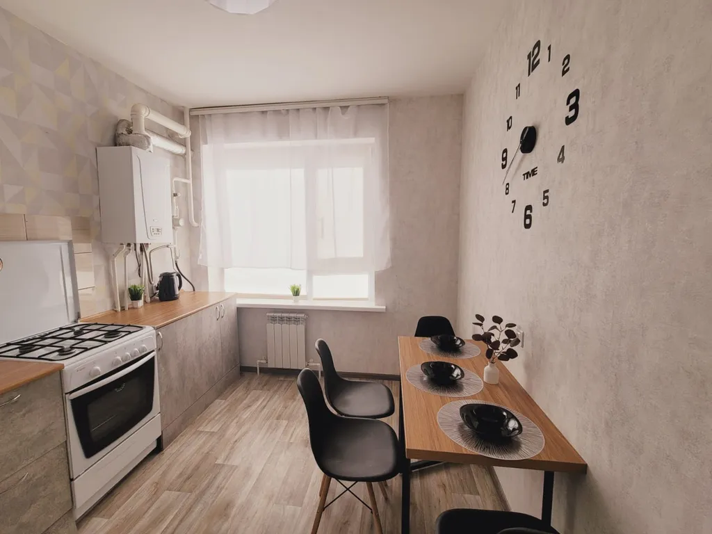 Просторная двухкомнатная квартира с балконом рядом с аквапарком