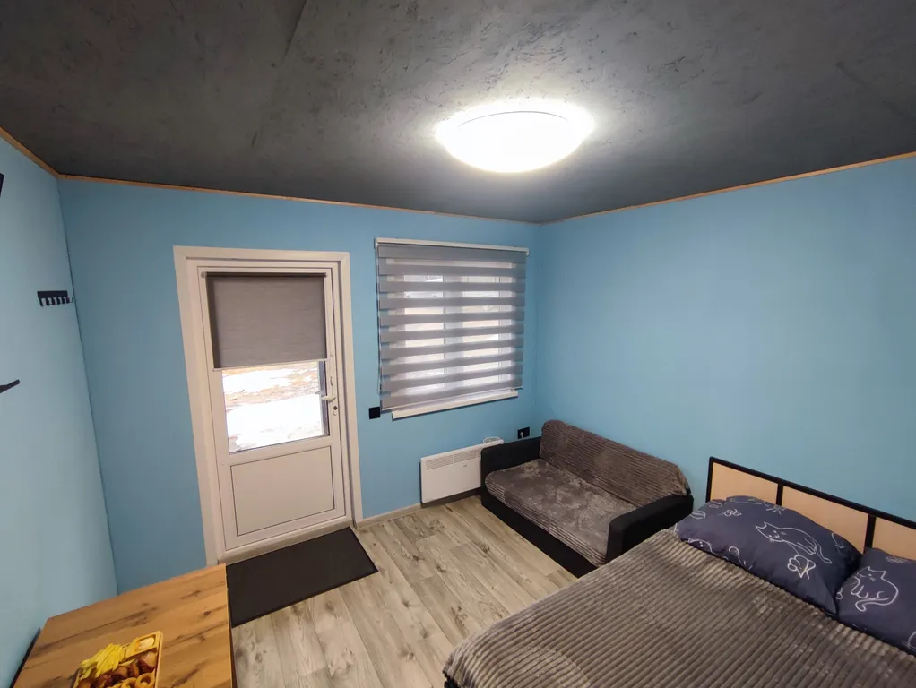 Домик с видом на горы 3