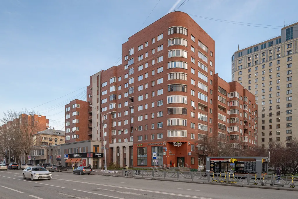 Квартира Светлая квартира в центре: вся инфраструктура рядом — Екатеринбург