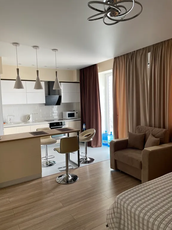 Квартира Светлая студия в ЖК Аллея Звезд — аренда посуточно в Смоленск