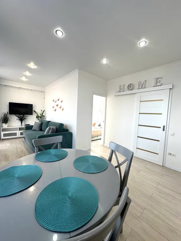 Квартира Просторная светлая квартира — Сириус