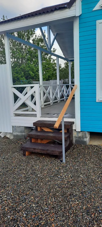 Коттедж Дом со своим отдельным двором — Кучугуры